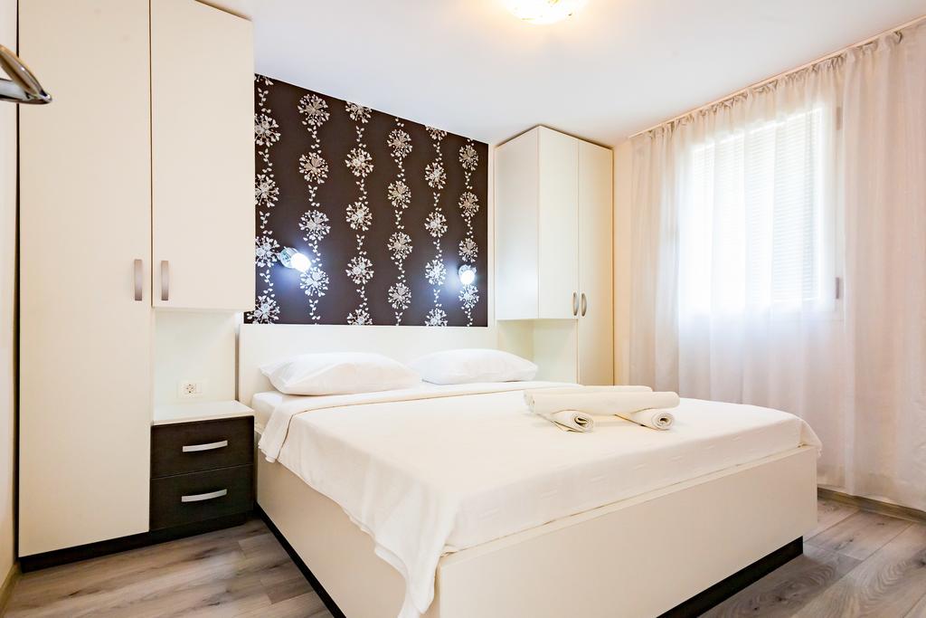 Apartments Adriatic Sveti Stefan Exterior foto